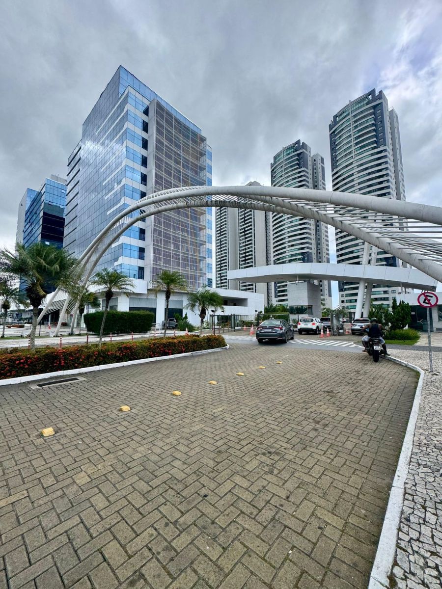 Apartamento Alto Padr�o - Venda - Patamares - Salvador - BA