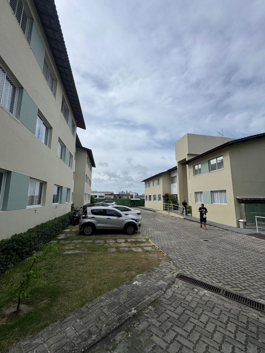 Apartamento - Venda - Buraquinho - Lauro de Freitas - BA